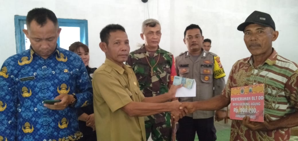 PEMDES GEDUNG AGUNG SALURKAN BLT DD TA 2023 KEPADA 23 KPM