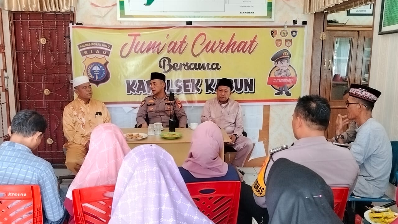 Temu Ramah Jum’at Curhat, Plh Kapolsek Kabun Sampaikan Program Disko