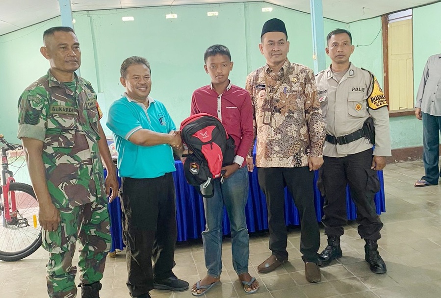 Dukung Bupati atasi ATS, Lurah Kunden Distribusikan Bantuan