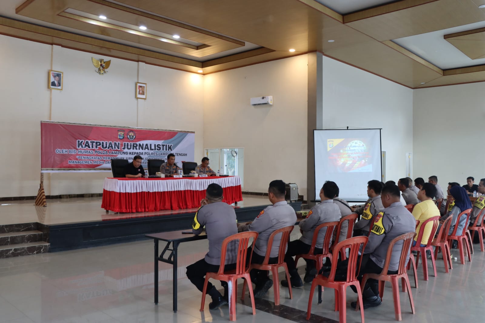 Bidhumas Polda Lampung Gelar Pelatihan Peningkatan Kemampuan Jurnalistik