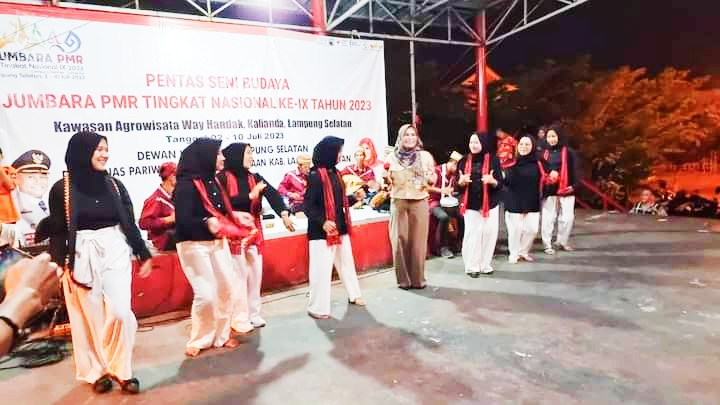 DKLS Turut Meriahkan Malam Pentas Seni Budaya di Jumbara PMR Tingkat Nasional Ke-IX 2023