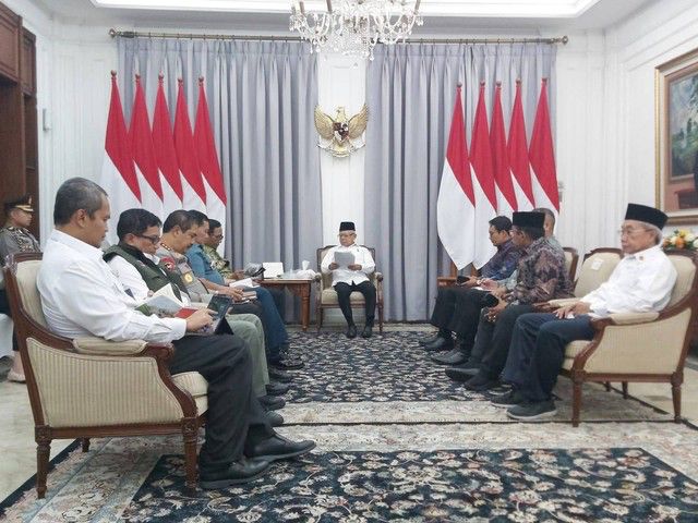 Respon Cepat !!! Wakapolri dan Wakil Presiden RI Gelar Rapat Terkait Masyarakat Kelaparan