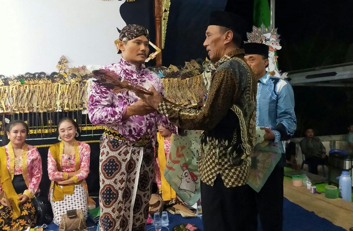 Bersih Desa Pekon Panjerejo Giat Wayangkulit Semalam Suntuk  Lakon “KUNCORO MANIK”