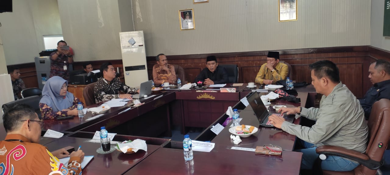 Pastikan Kesiapan Pilkada 2024 Komisi I DPRD Lamsel Gelar RDP Bersama KPU
