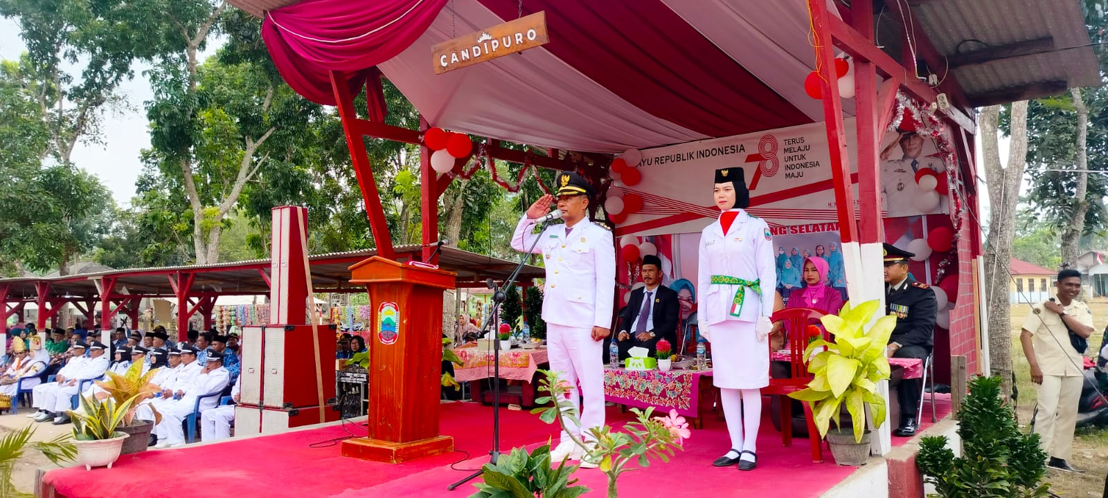 Camat Candipuro Ahcmad Solatan Nurohman SE Pimpin Upacara HUT Ke 78 RI dI Kecamatan Candipuro