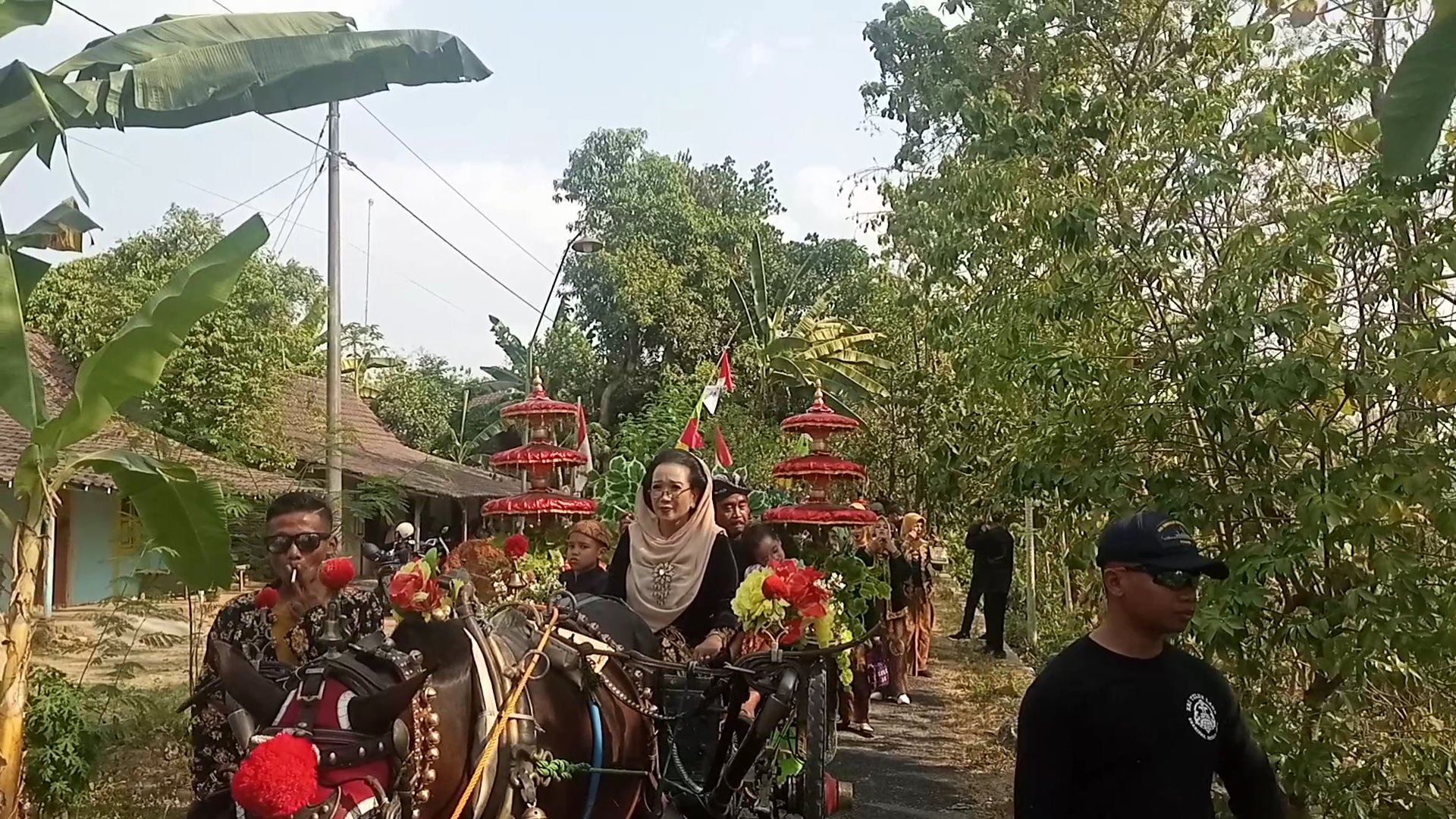 Warga Desa Tempurejo Antusias Mengikuti Karnaval HUT Kemerdekaan RI ke-78