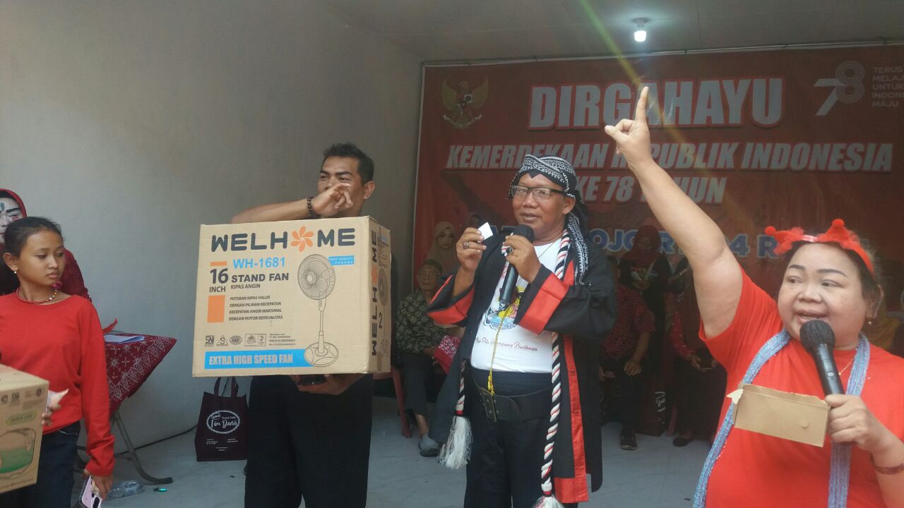 RW 07 Kelurahan Mojo Pasar Kliwon Gelar Lomba Budaya Rojomolo