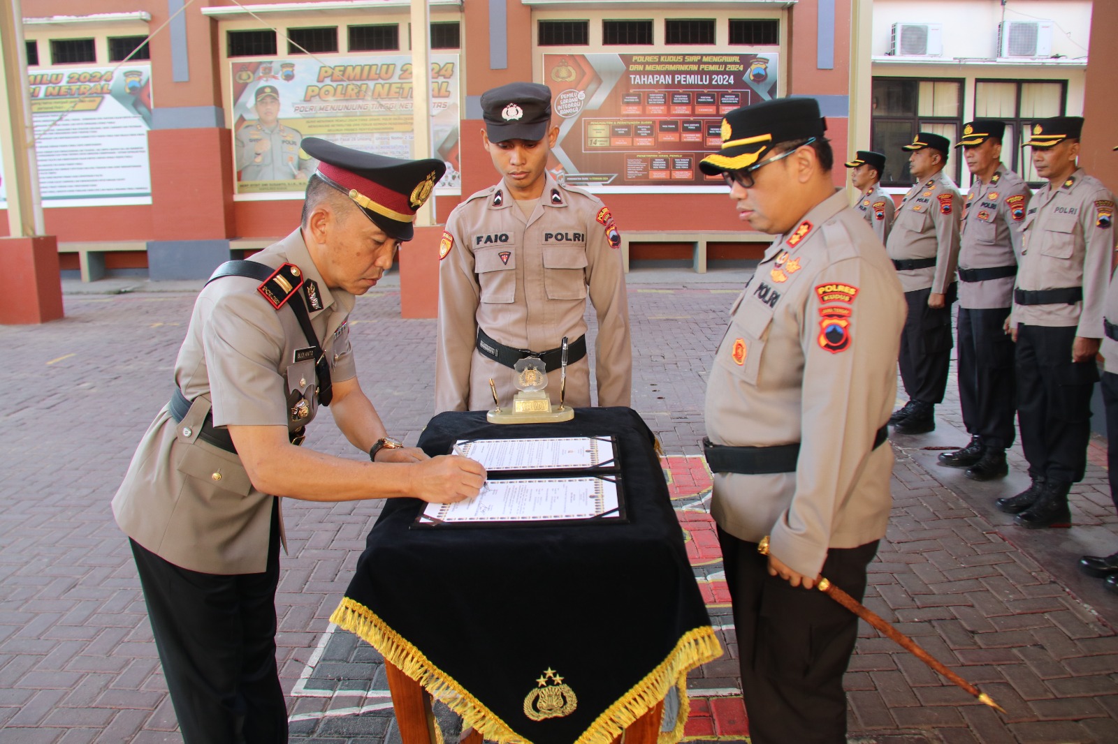 Dedikasi dan Loyalitas, Kapolres Kudus Utamakan Pelayanan Terbaik