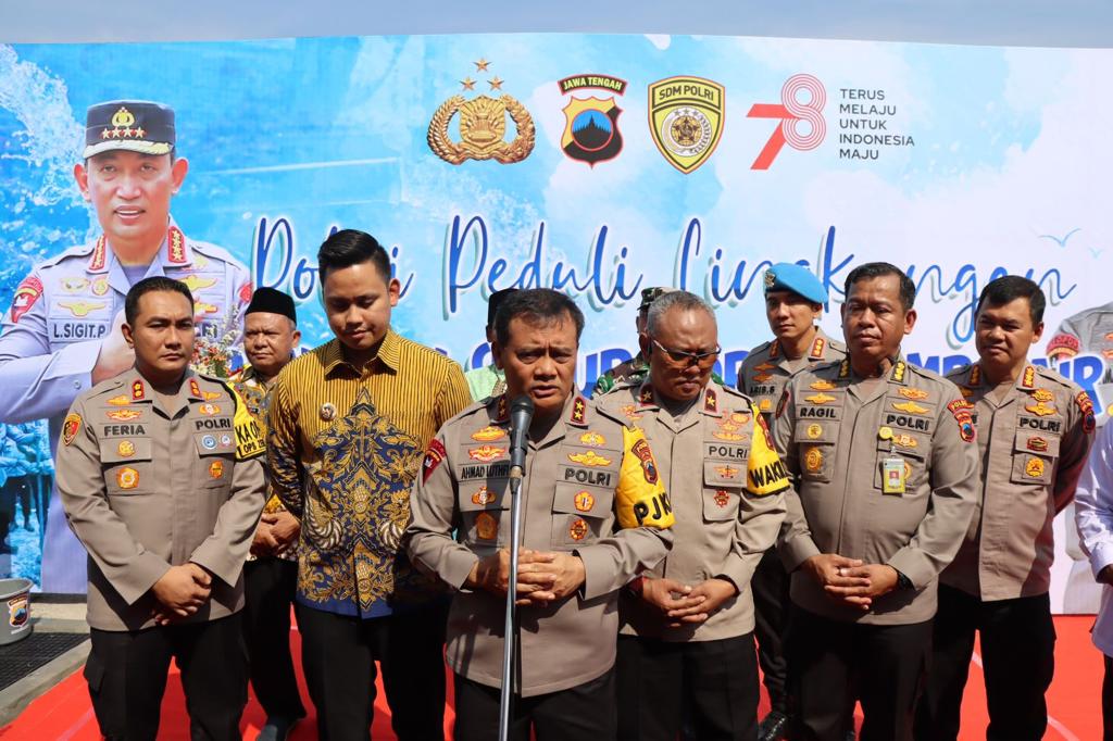 Bhakti Sosial, Kapolda Jateng Peduli Masyarakat dan Salurkan Bantuan