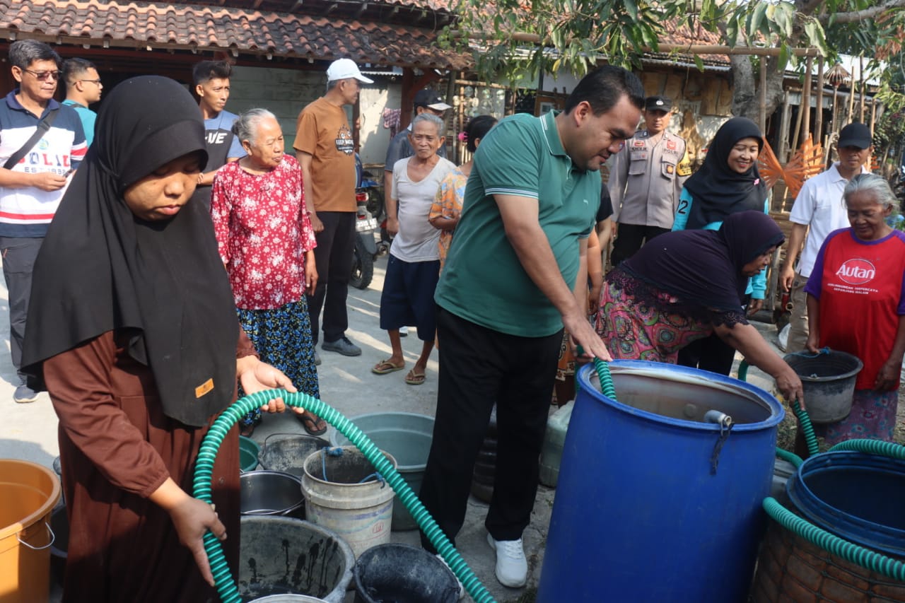 31 Tangki Air Bersih Dari Alumni STPDN/ IPDN Untuk Untuk Desa Terdampak Kekeringan di Blora