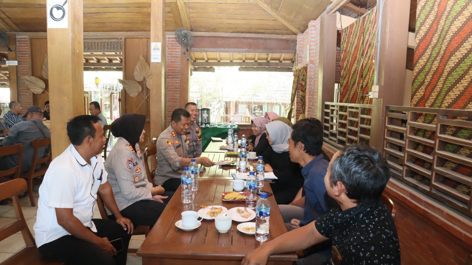 Komunitas Difabel Curhat Ke Kapolres Blora