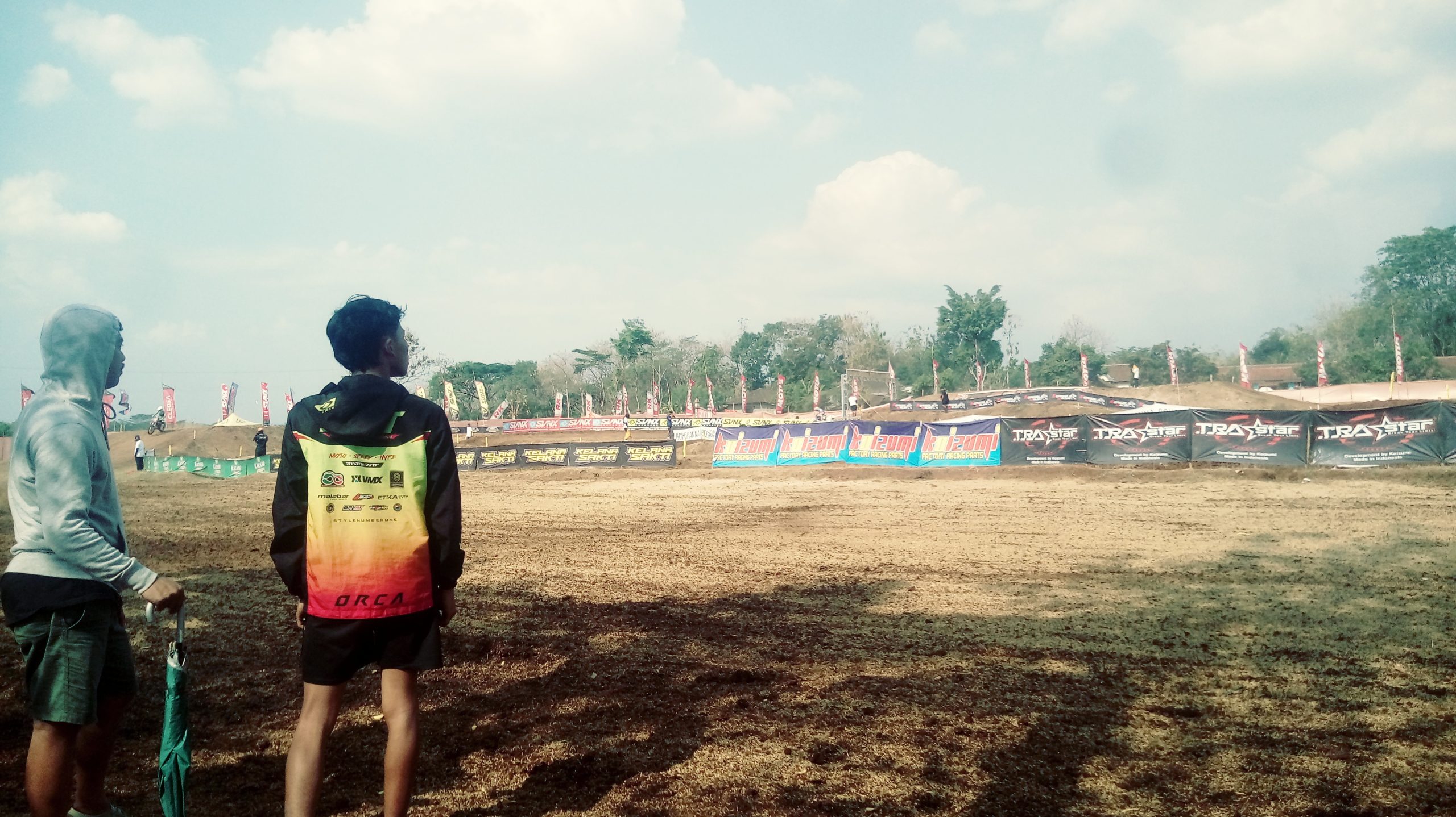 Hari ini, Bumdes Kelana Sakti Jadi Saksi dan Aksi Rider Grasstrack Motocross
