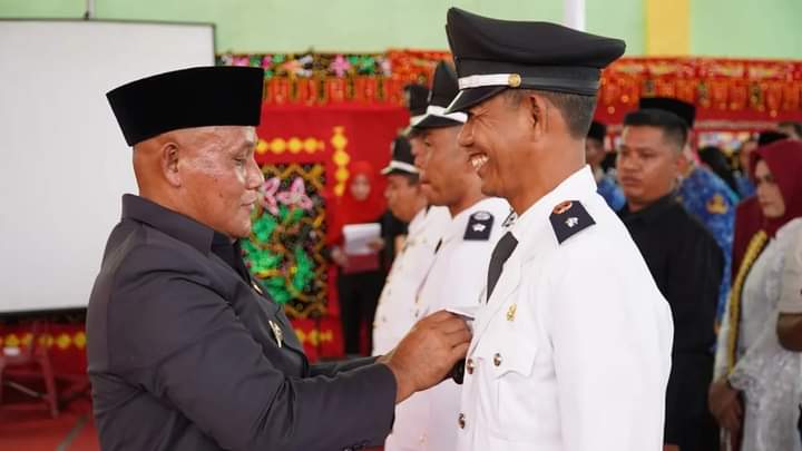 Bupati Nanang Ermanto Lantik Empat Kades Terpilih di Kecamatan Sidomulyo