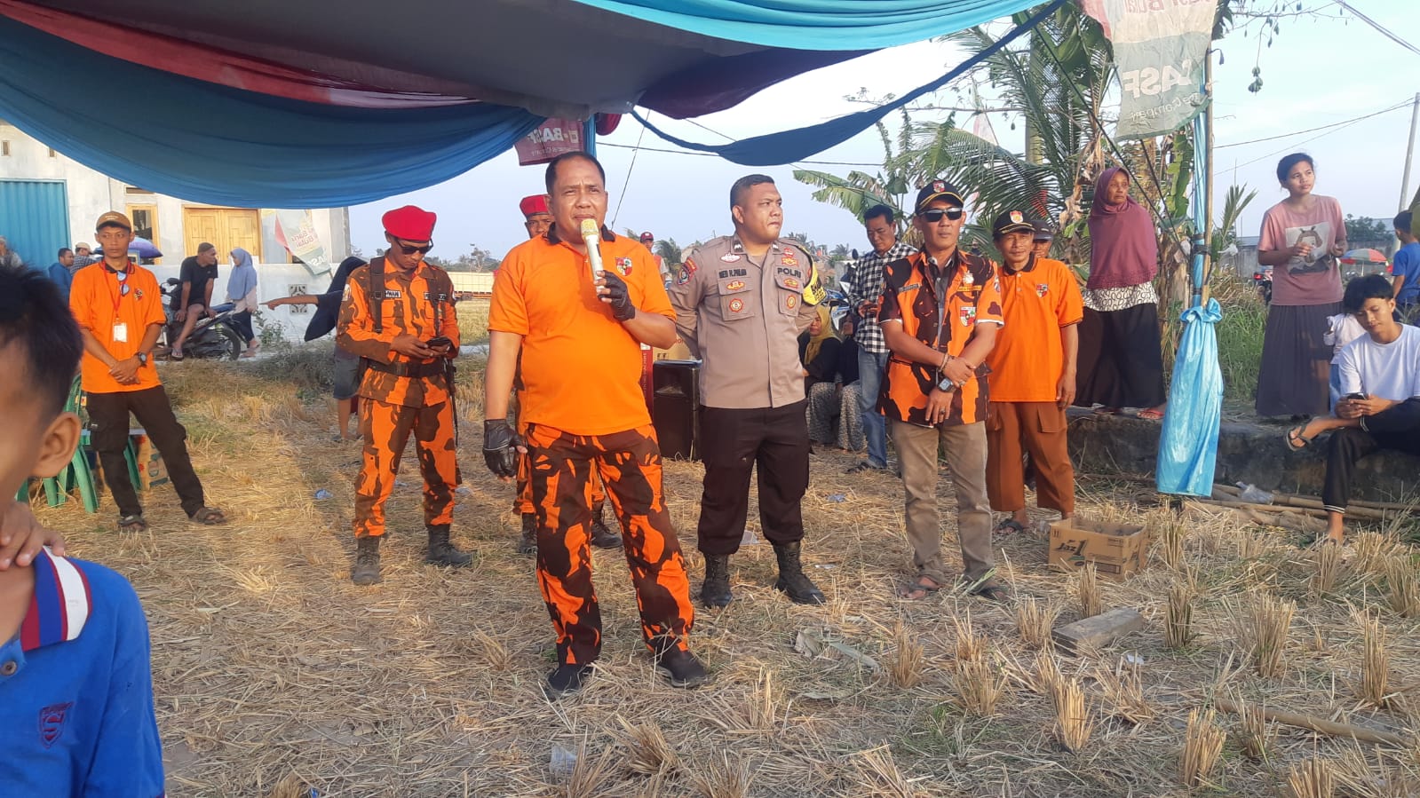 Ketua MPC Pemuda Pancasila Lamsel Buka Lomba Layang-layang Hias