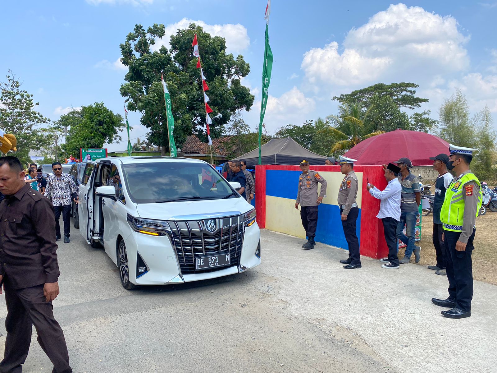 Tokoh Nasional Amin Rais Berkunjung Ke Pringsewu Dengan Pengawalan Ketat