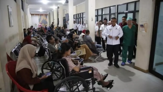 Bupati Nanang Ermanto Pantau Pelayanan RS Bob Bazza Kalianda