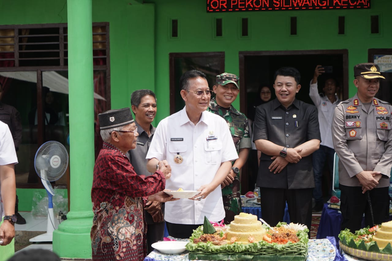 Pembangunan Jalan Sukoharjo,  Wayakrui Selesai, Warga Pringsewu Gelar Tasyakuran 