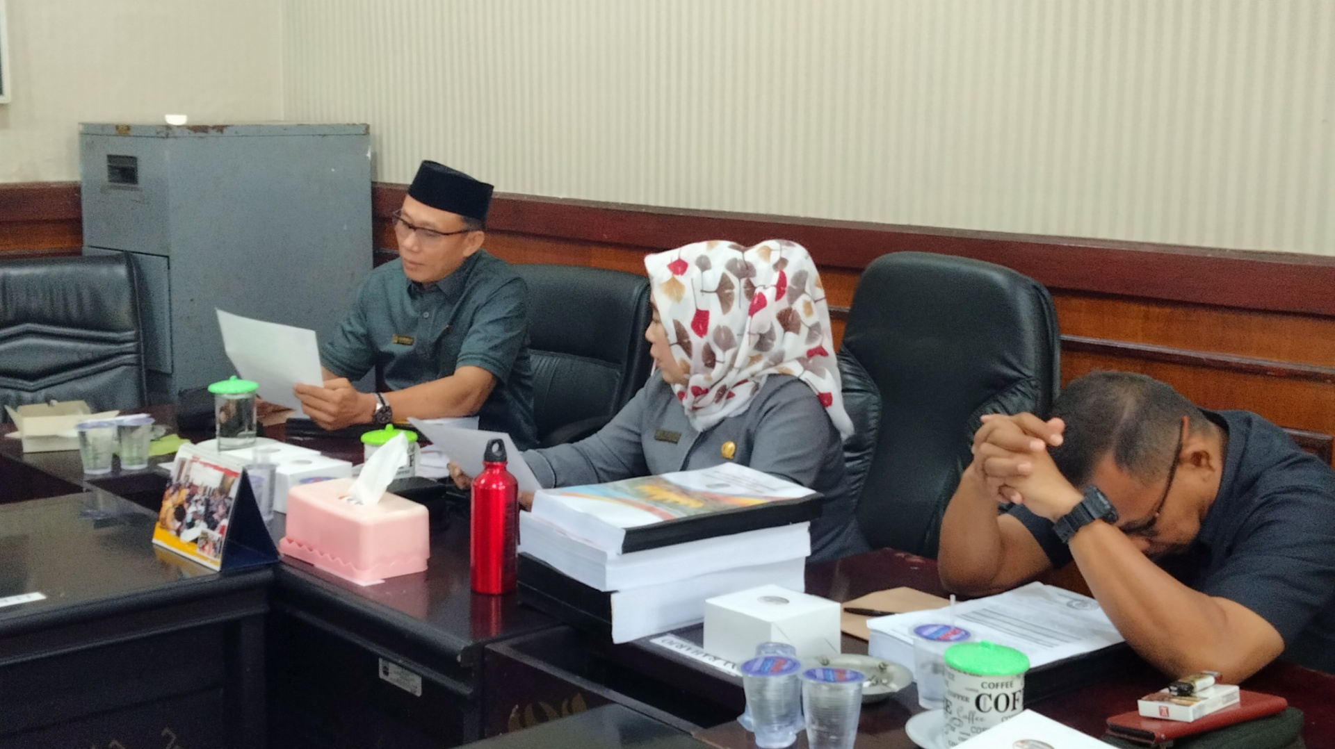 Komisi III DPRD Lamsel Bersam Disdik Gelar Rapat Pembahasan RKA 2024