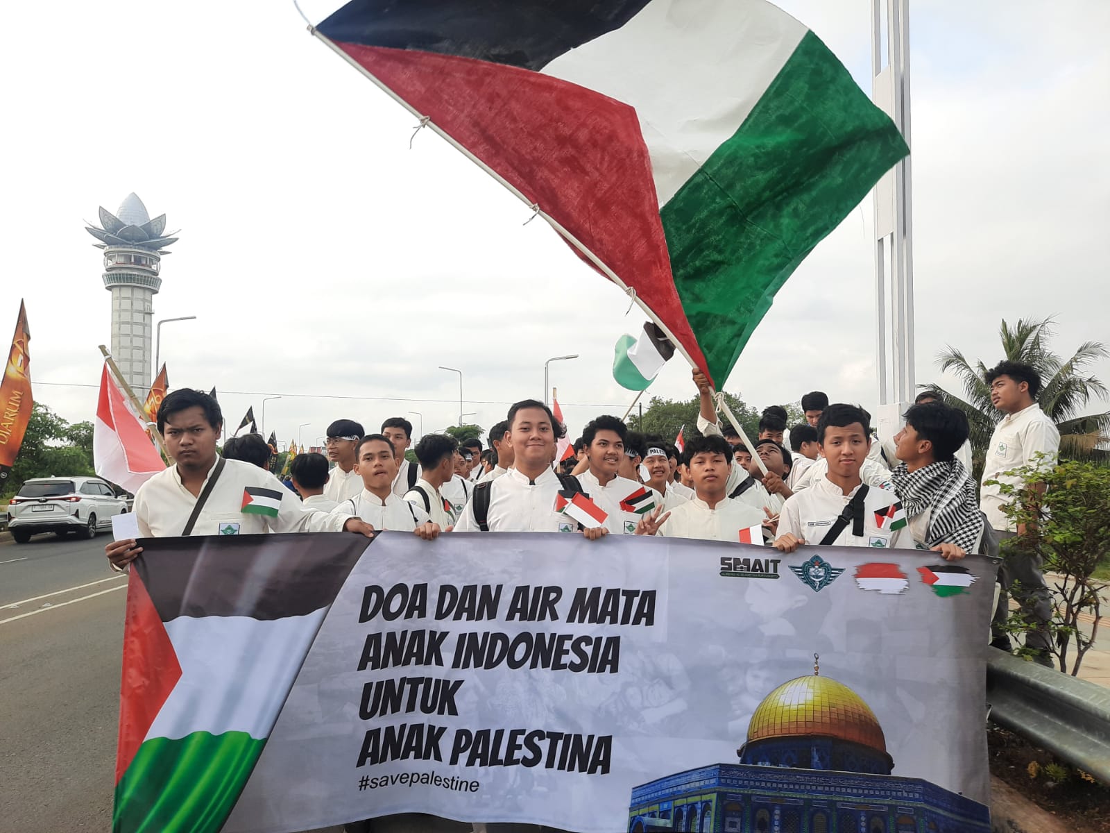 Ribuan Pelajar AL Irsyad Purwokerto Gelar Aksi Solidaritas Anak Palestina