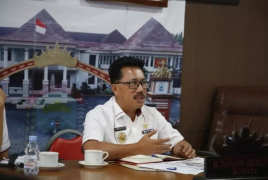 Sekdakab Lamsel Thamrin: Fasilitas Umum Perlu Diperhatikan dalam Proyek Revitalisasi Pasar