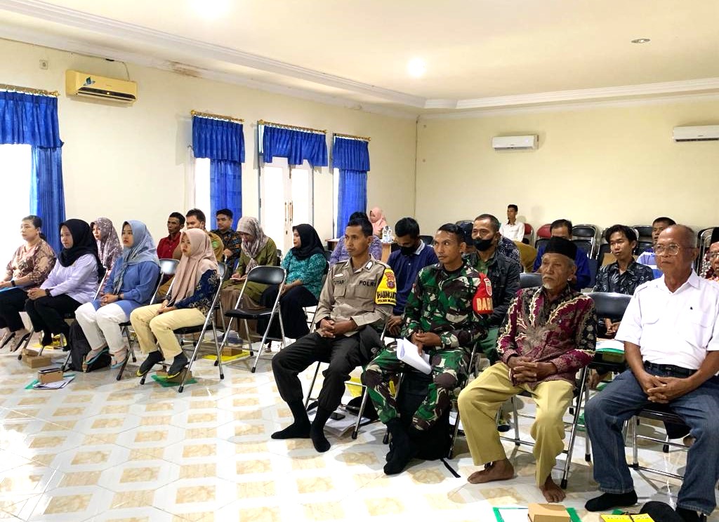 Hadiri Sosialisasi P4GN, Babinsa Koramil Muara Kaman Siap Dukung Program Desa Bersinar