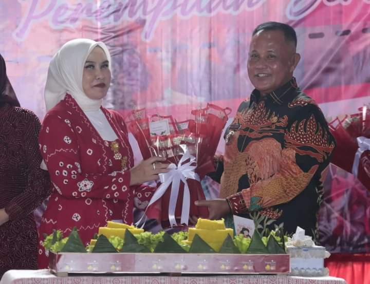 Peringati Hari Ibu,Bupati Nanang Ermanto: Suksesnya Seorang Laki-laki ada Wanita Dibelakangnya