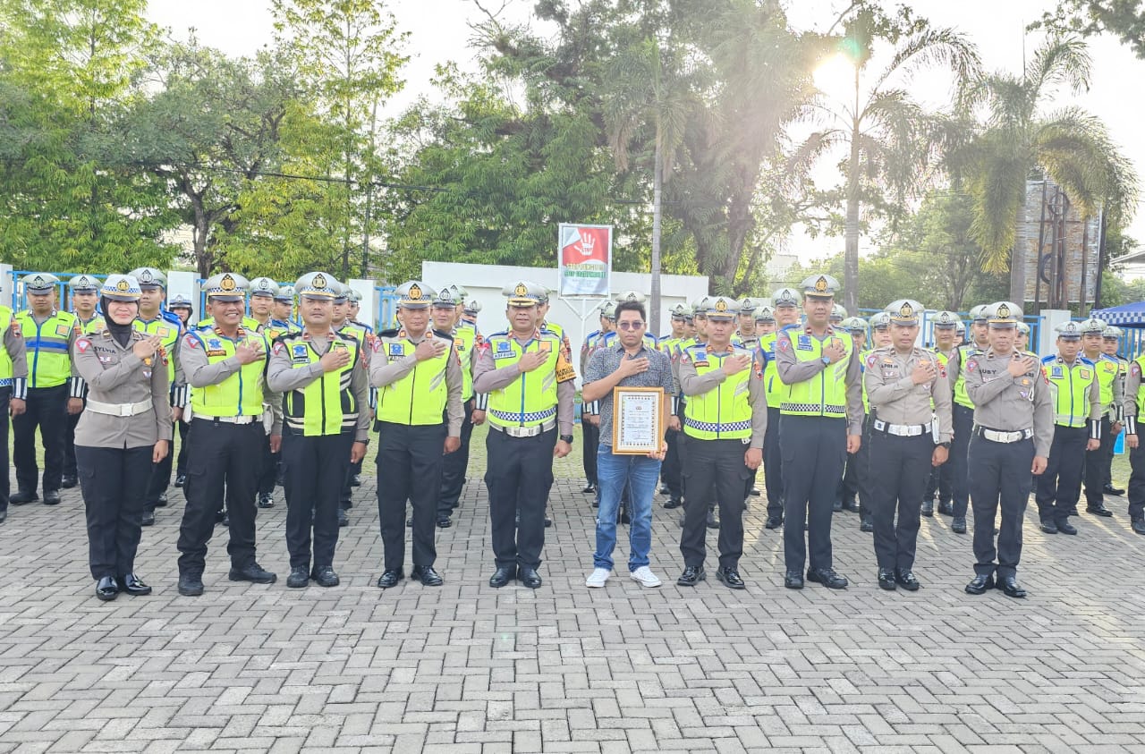 Kasatlantas Polresta Pati : Piagam Penghargaan Adalah Dedikasi Media Terbaik