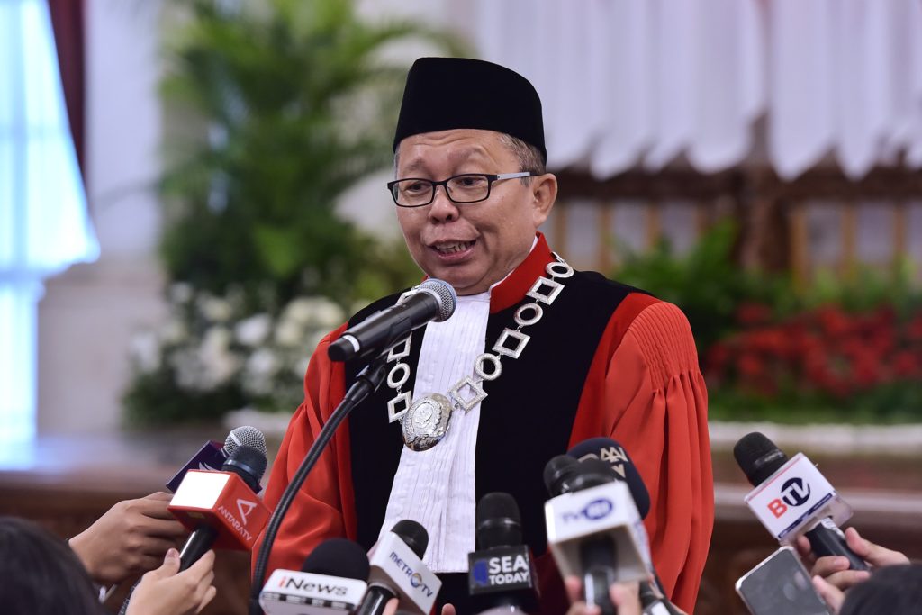 Ucapkan Sumpah Sebagai Hakim MK, Arsul Sani: Independensi dan Imparialitas Harus Dipegang Erat