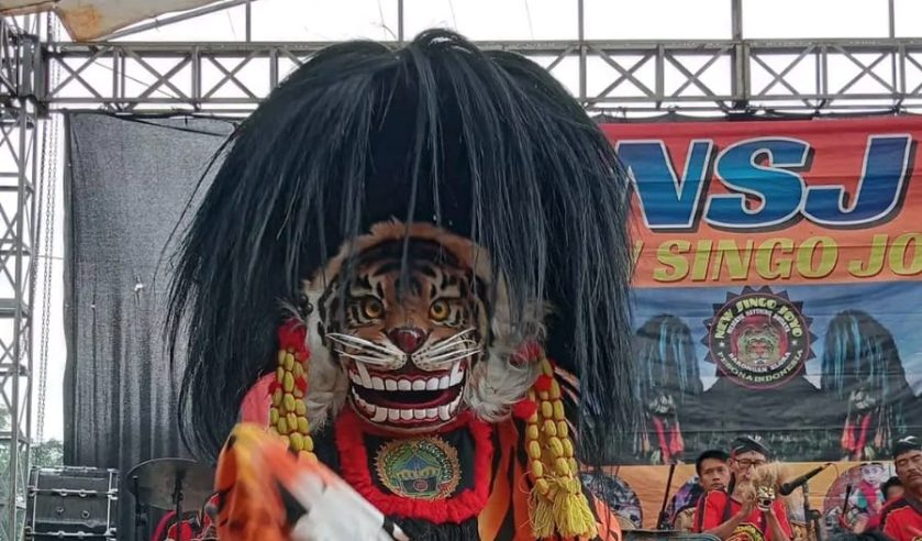 Nguri-nguri Budaya Bersama Seniman Barongan Blora