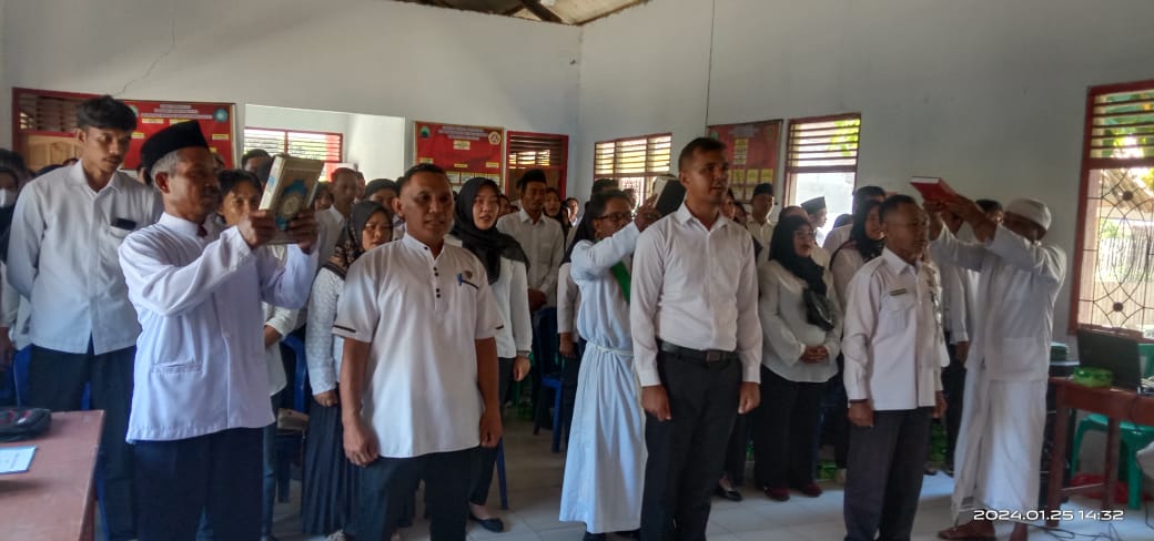 PPS Desa Beringin Kencana Kecamatan Candipuro Kabupaten Lampung Selatan Lantik 140  KPPS