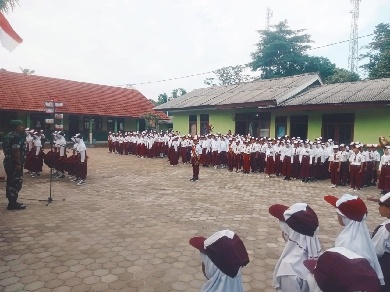 Tingkatian Kedisplinan Babinsa Koramil 421-09/TJB Laksanakan Upacara di 2 Margodadi