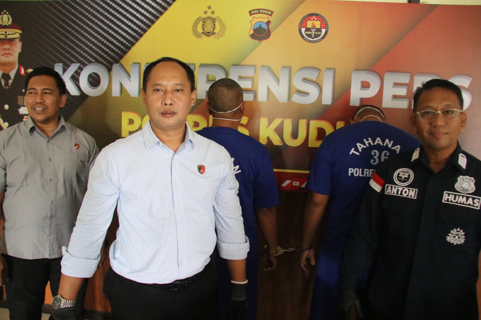 Tangkap Dua Pelaku Pencuri Kabel Listrik, AKP Danang Sri Wiratno Tunjukan Barang Bukti