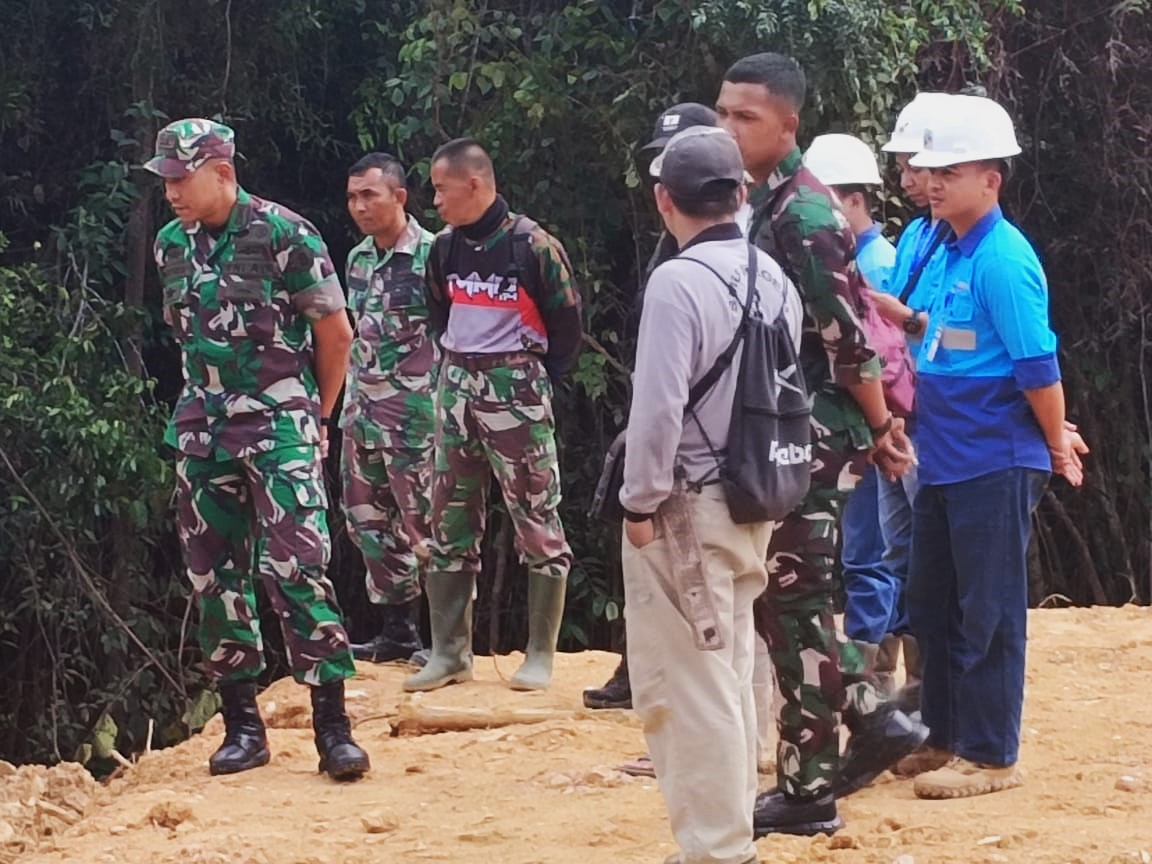 Dandim 0906/Kutai Kartanegara Tinjau Progres TMAB Di Desa Kedang Ipil