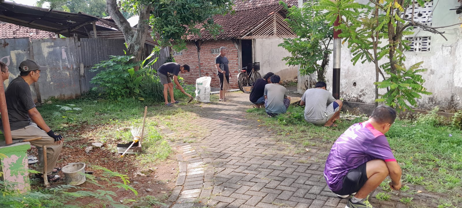Warga Mlangsen Kerja Bakti Guna Pencegahan Demam Berdarah