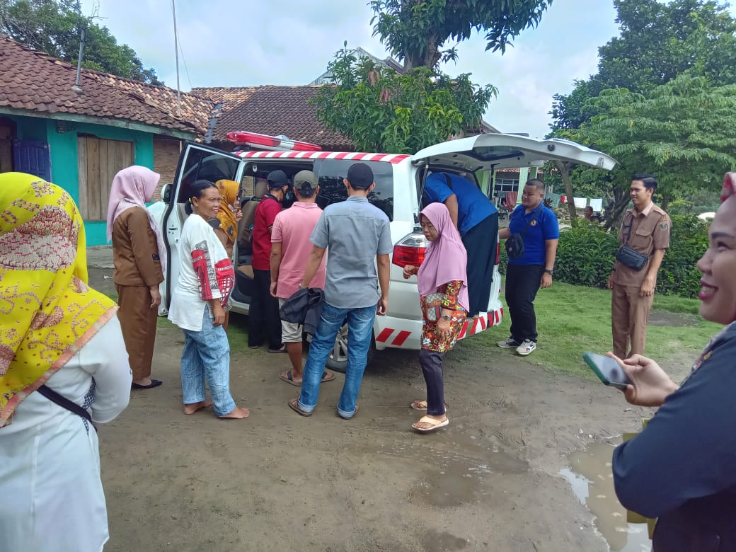 PWRI Lamteng Jembatani Keluarga Tidak Mampu Ke Dinas Sosial Untuk Bantuan Pengobatan Anak Disabilitas Penderita luka Bakar