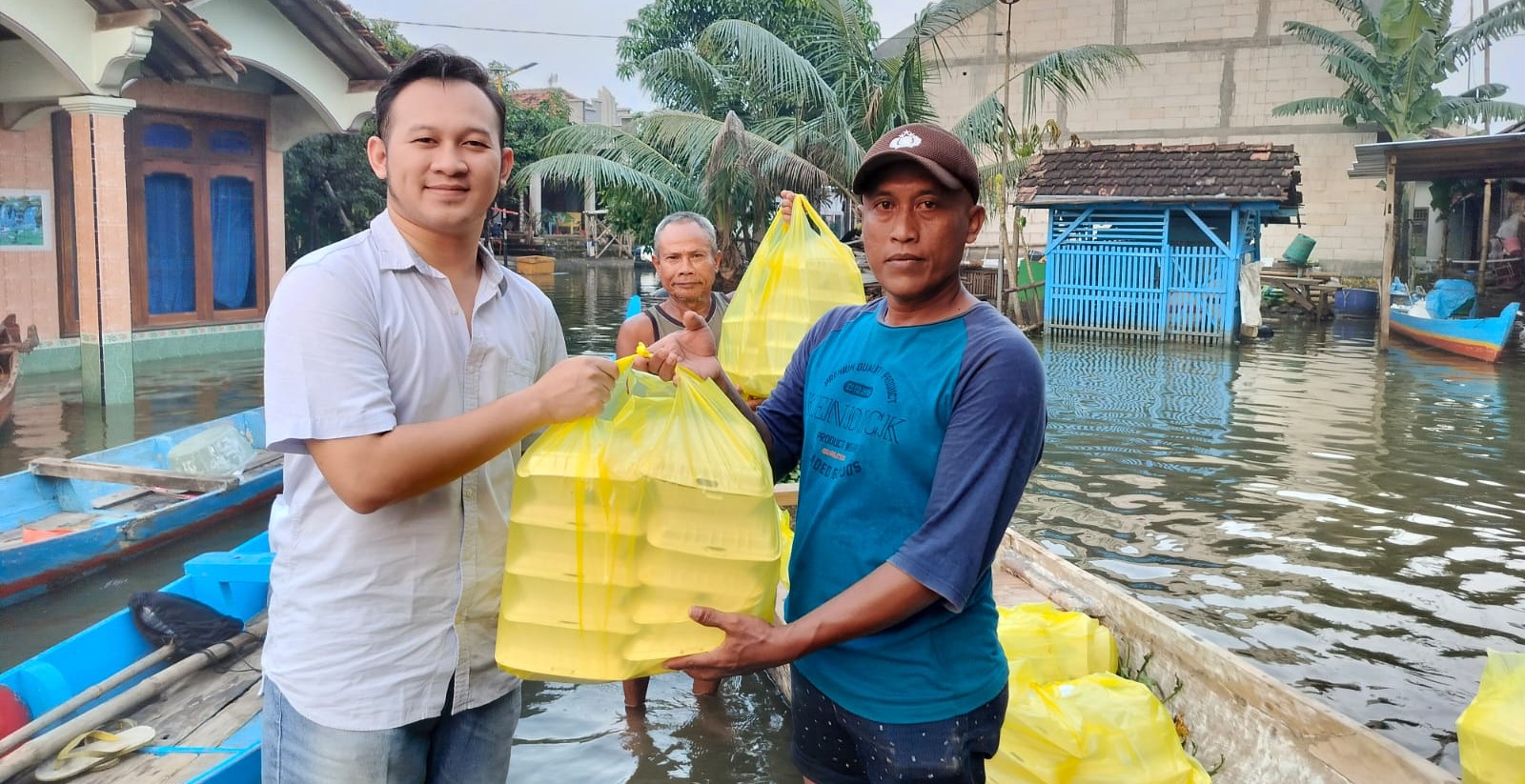 Aksi Peduli Korban Banjir, Burhan Hadir