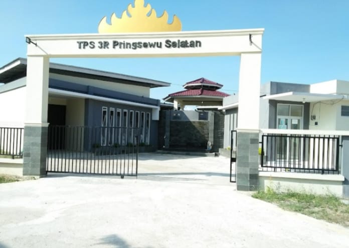 Masyarakat Pringsewu Selatan Tuntut Kinerja Transparan Ketua TPS3R