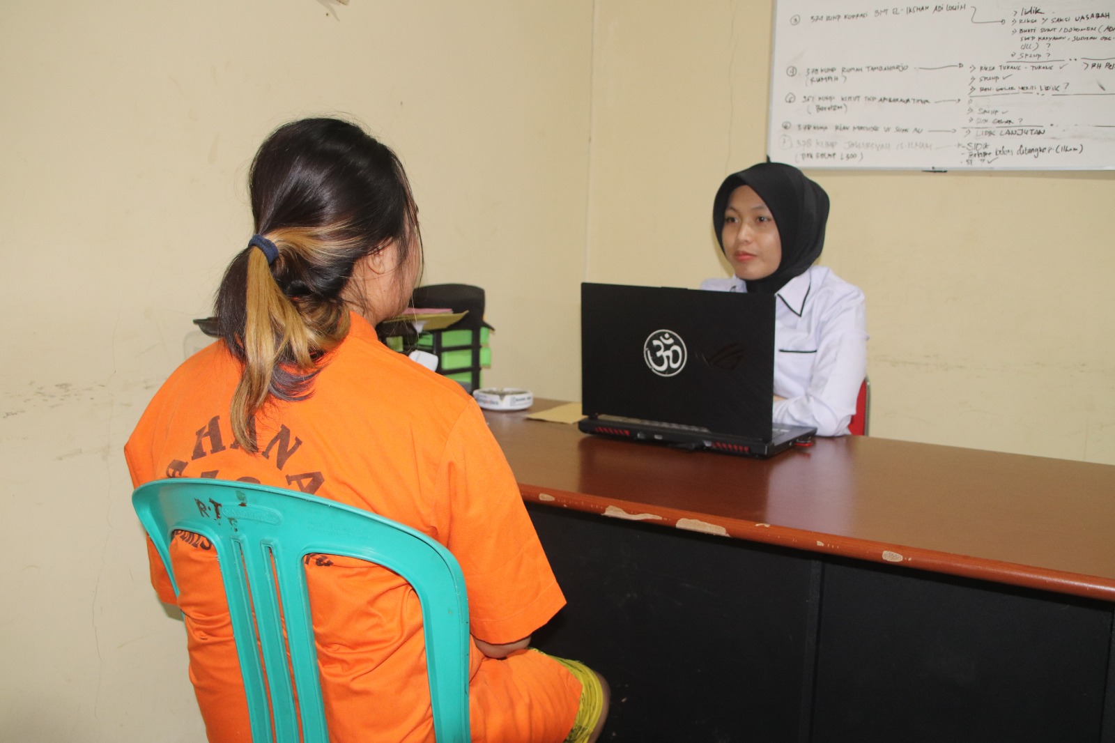 Terlibat Prostitusi, Mucikari dan Dua PSK Diamankan Polisi