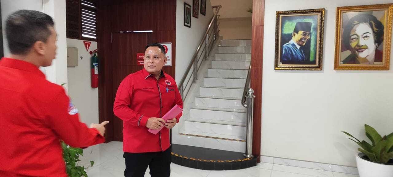 Ketau DPC PDI-Perjuangan Lamsel Nanang Ermanto Ikuti Rapat Konsolidasi Kepala Daerah