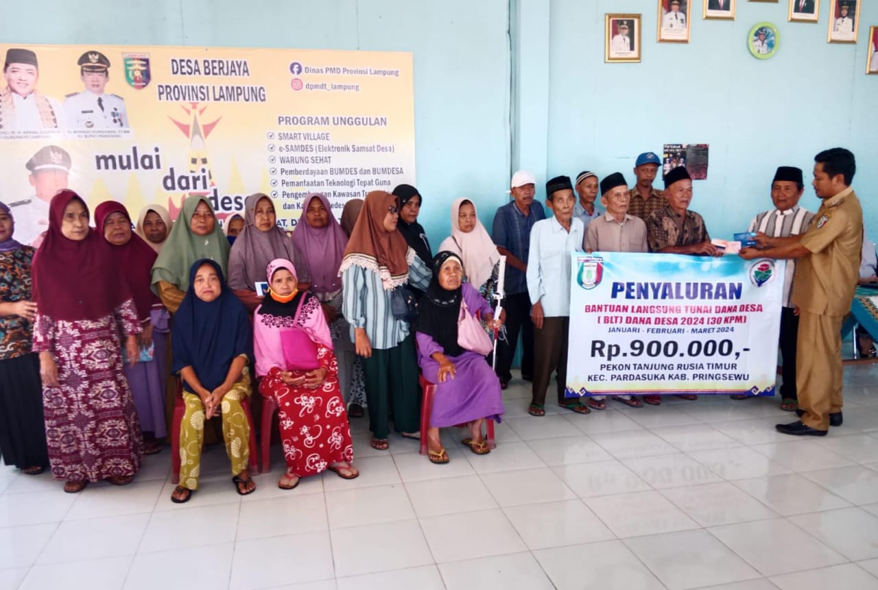 Pekon Tanjung Rusia Timur Realisasikan Pembagian BLT DD Tahap Pertama