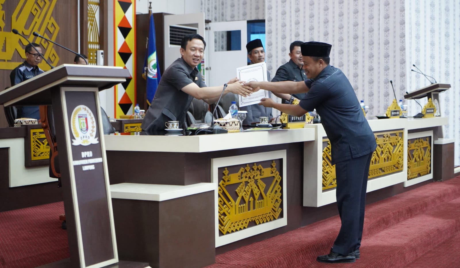 Penjabat Bupati Pringsewu Sampaikan Ranperda Pertanggungjawaban APBD