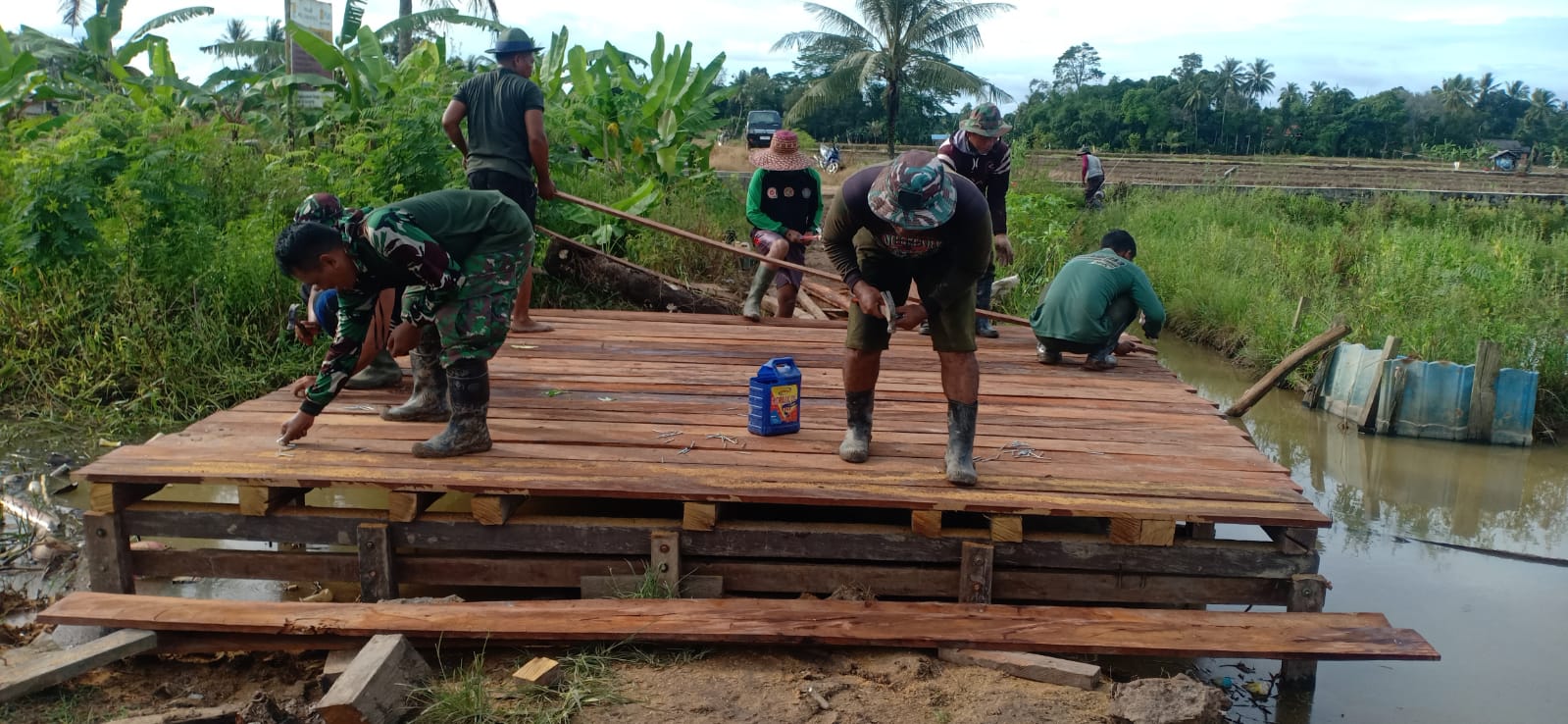 Pembangunan infrastruktur Kawasan Pertanian Terus Di Lakukan Melalui Karya Bhakti