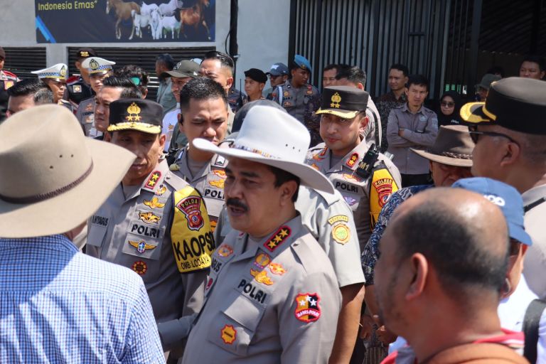 Kapolres Majalengka Hadiri Kunjungan Menteri Pertanian dan Wakapolri di Kertajati Family Farm