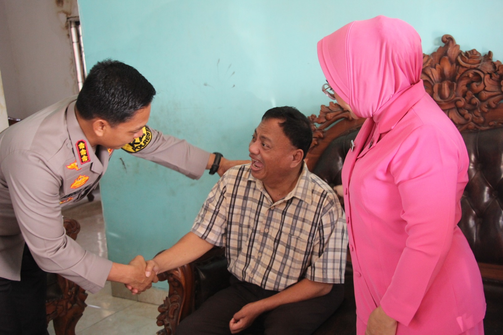 Peringati HUT Bhayangkara Kapolresta Bandar Lampung Kunjungi Purnawirawan Polri