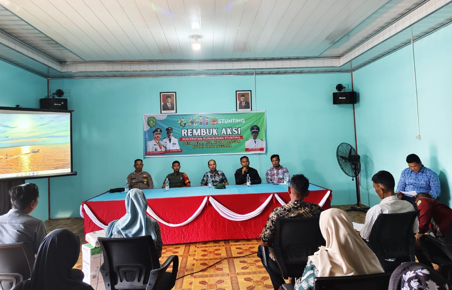 Babinsa Pela Hadiri Acara Rembuk Untuk Percepat Penurunan Stunting Di Wilayah Binaan