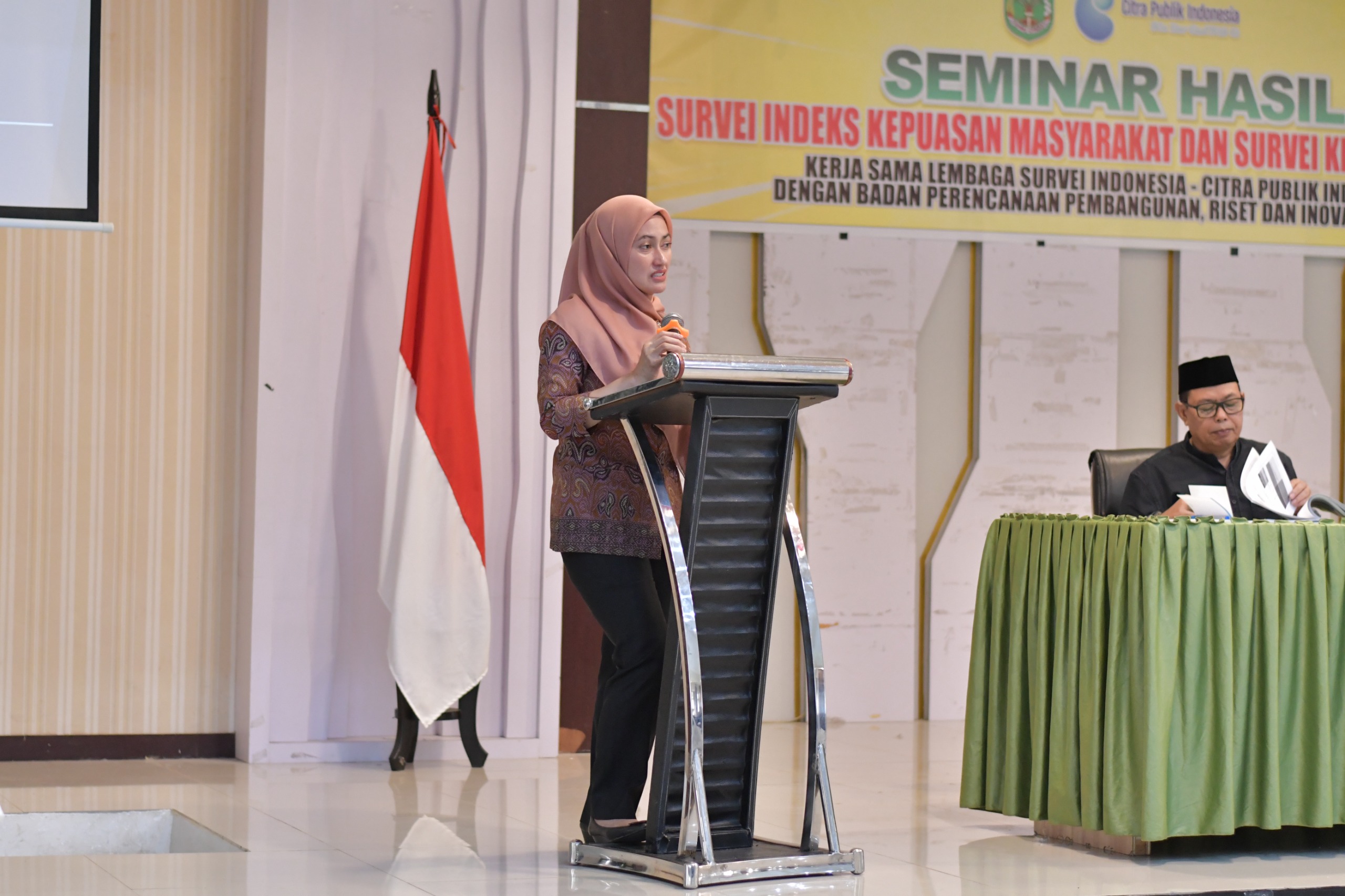 Kepuasan Kinerja dan Kepercayaan Masyarakat Bumi Lamaranginang