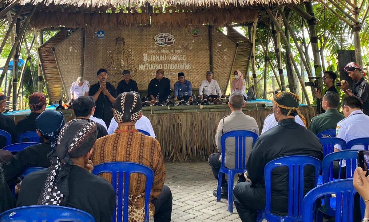Ratusan Penganut Ajaran Samin Hadiri Rembug Sedulur Sikep dan Hasilkan Piagam Ploso Kediren Blora