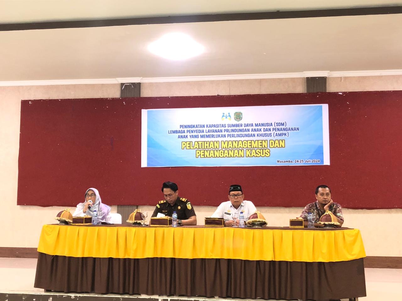 Pemda Luwu Utara, Buka Pelatihan Manajemen Kasus Kekerasan pada Perempuan Anak