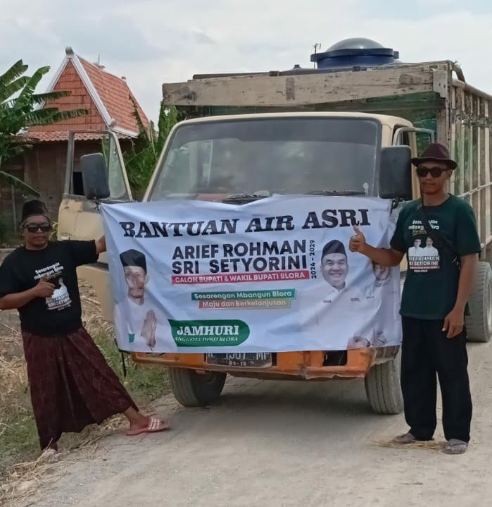 DPRD Blora Bersama ASRI Menyalurkan Bantuan Air Bersih Untuk Desa Buloh