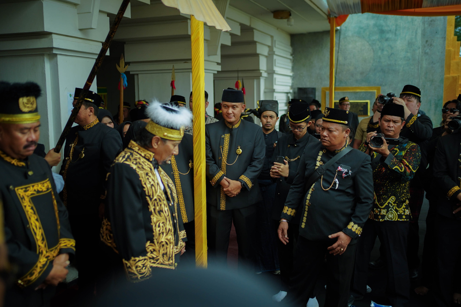Lestarikan Kebudaya, Danrem 091/Asn Bersama Dandim 0906/Kkr Hadiri Pembukaan Erau